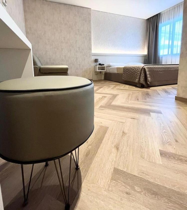 Poppi Hotel 4*